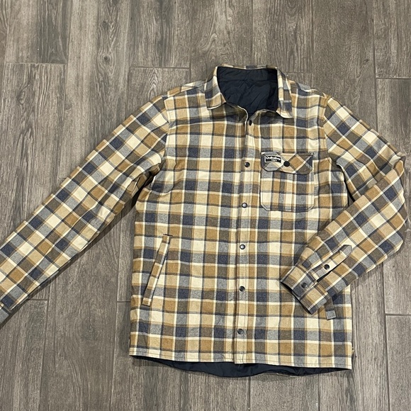 Quicksilver Plaid Men's Reversible Shirt Jacket in Brown and Gray - Picture 1 of 6